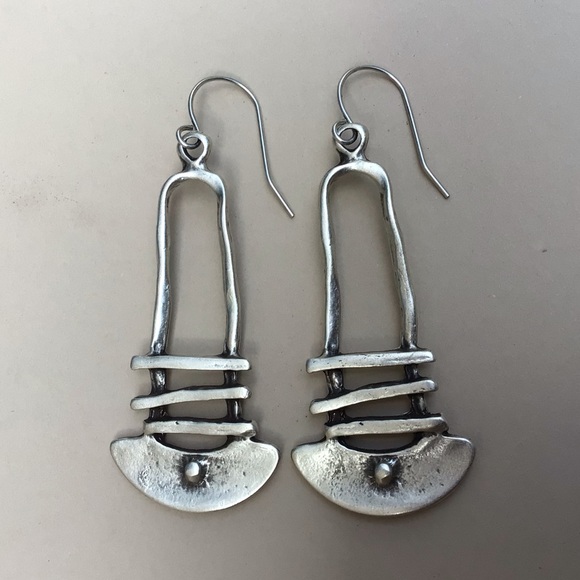 Artisan silver Sundance charm Earrings - Picture 4 of 5